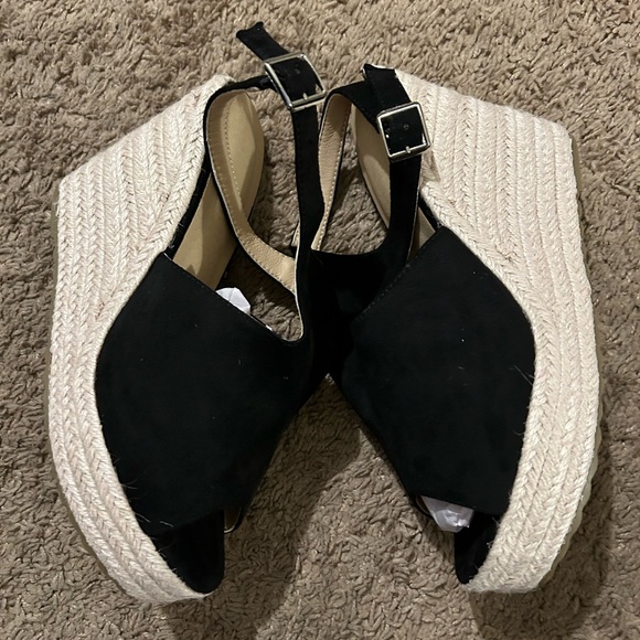 Wedges - Picture 2 of 2